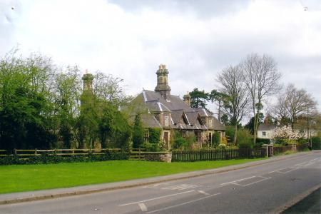 Almshouse in Woodhouse