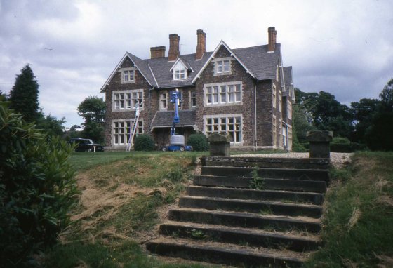 T33a  Maplewell Hall