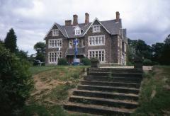 T33a  Maplewell Hall